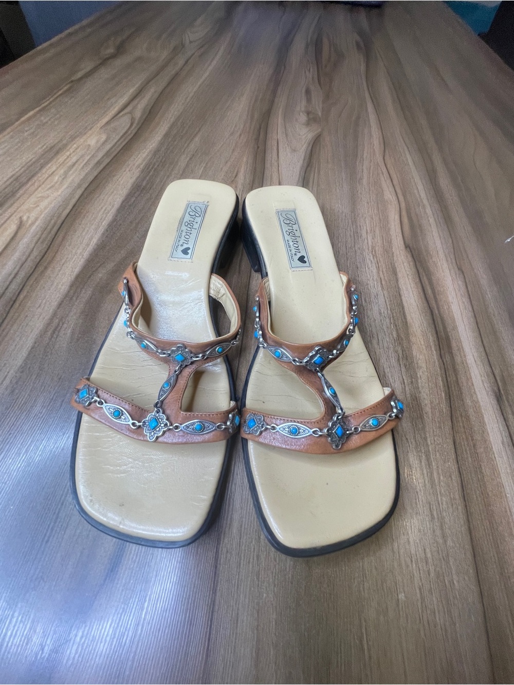 Y2K Brighton sandals with blue and silver beaded embellishments sz 10
